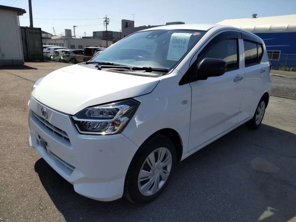 Daihatsu Mira e:S LA350S 2020
